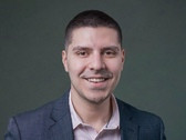 Dr. Andrés Fraser