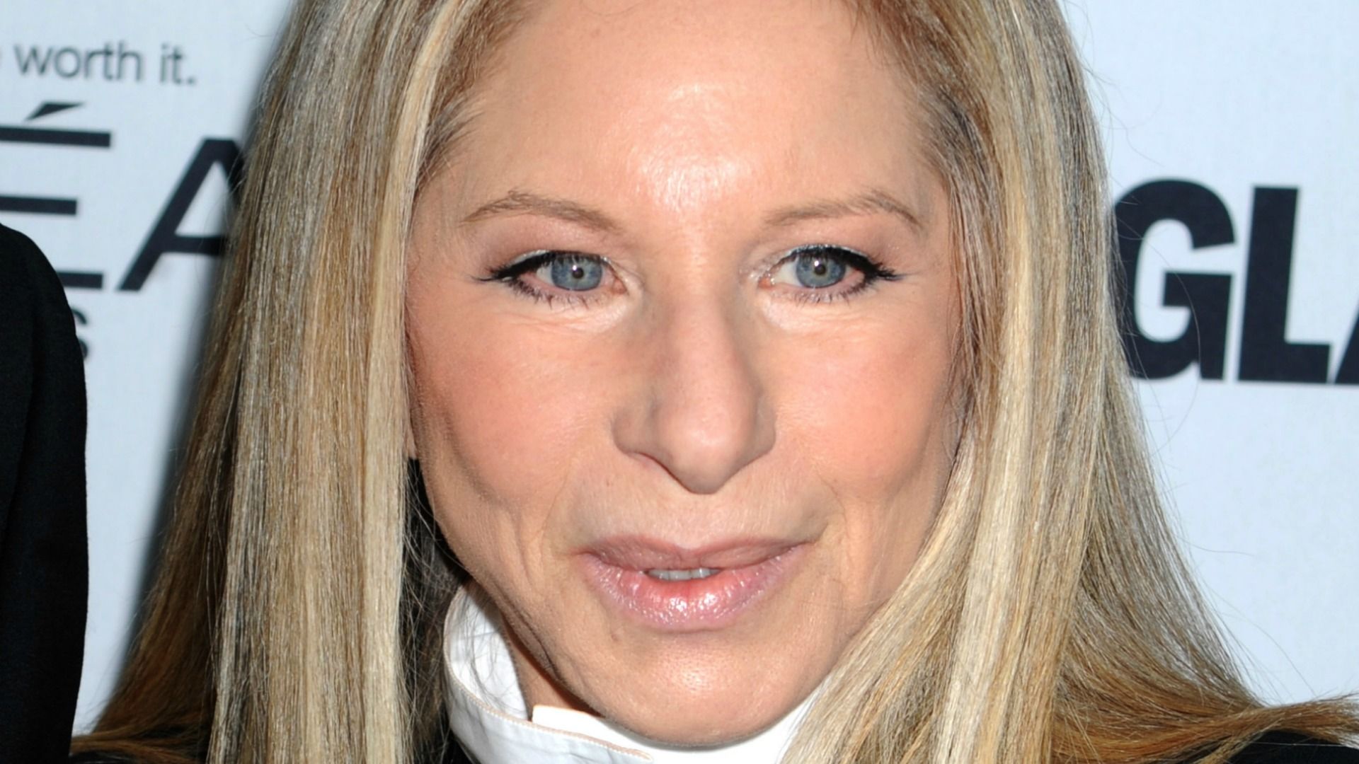 foto de Barbara Streisand de frente