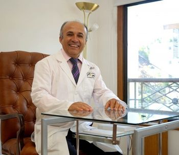 La importancia de informarse bien antes de realizar una cirugía estética