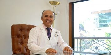 La importancia de informarse bien antes de realizar una cirugía estética