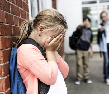 ¿Cirugías estéticas en menores para evitar el Bullying?