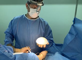 Implantes mamarios