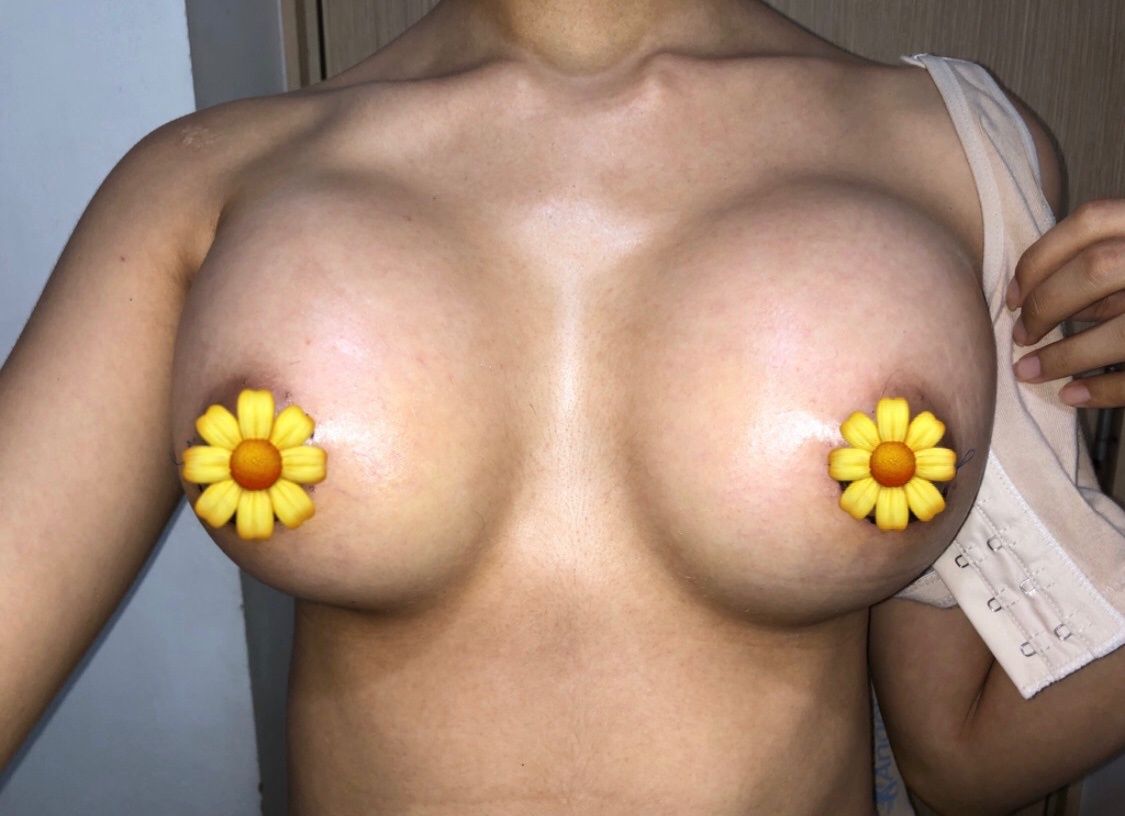 15943