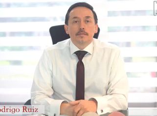 Aumento mamario - Dr Rodrigo Ruiz - RR Clinica